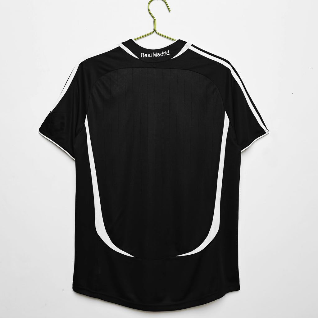 Real Madrid away 06/07