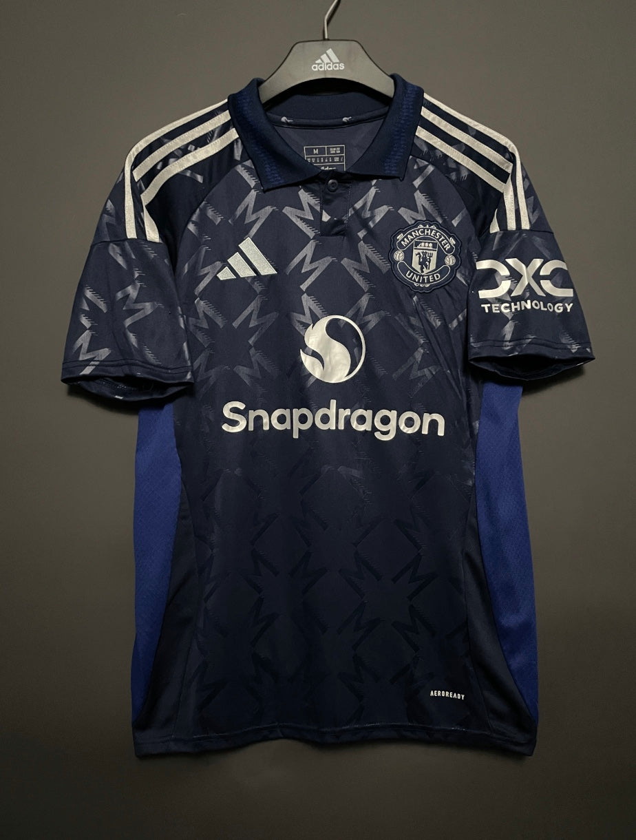 Manchester United away 24/25