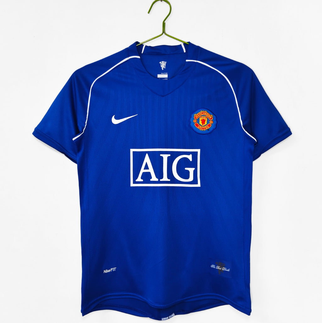 Manchester United third 07/09