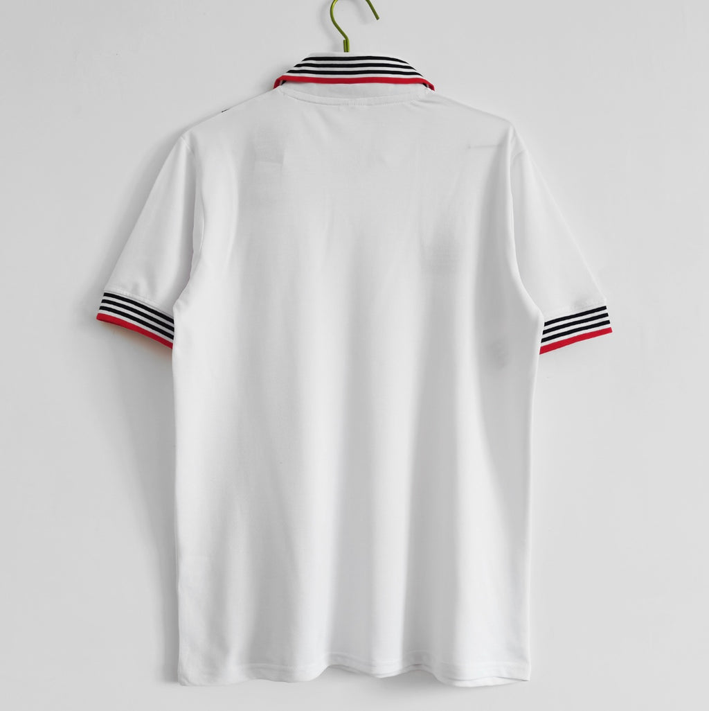 Manchester United away 75/80