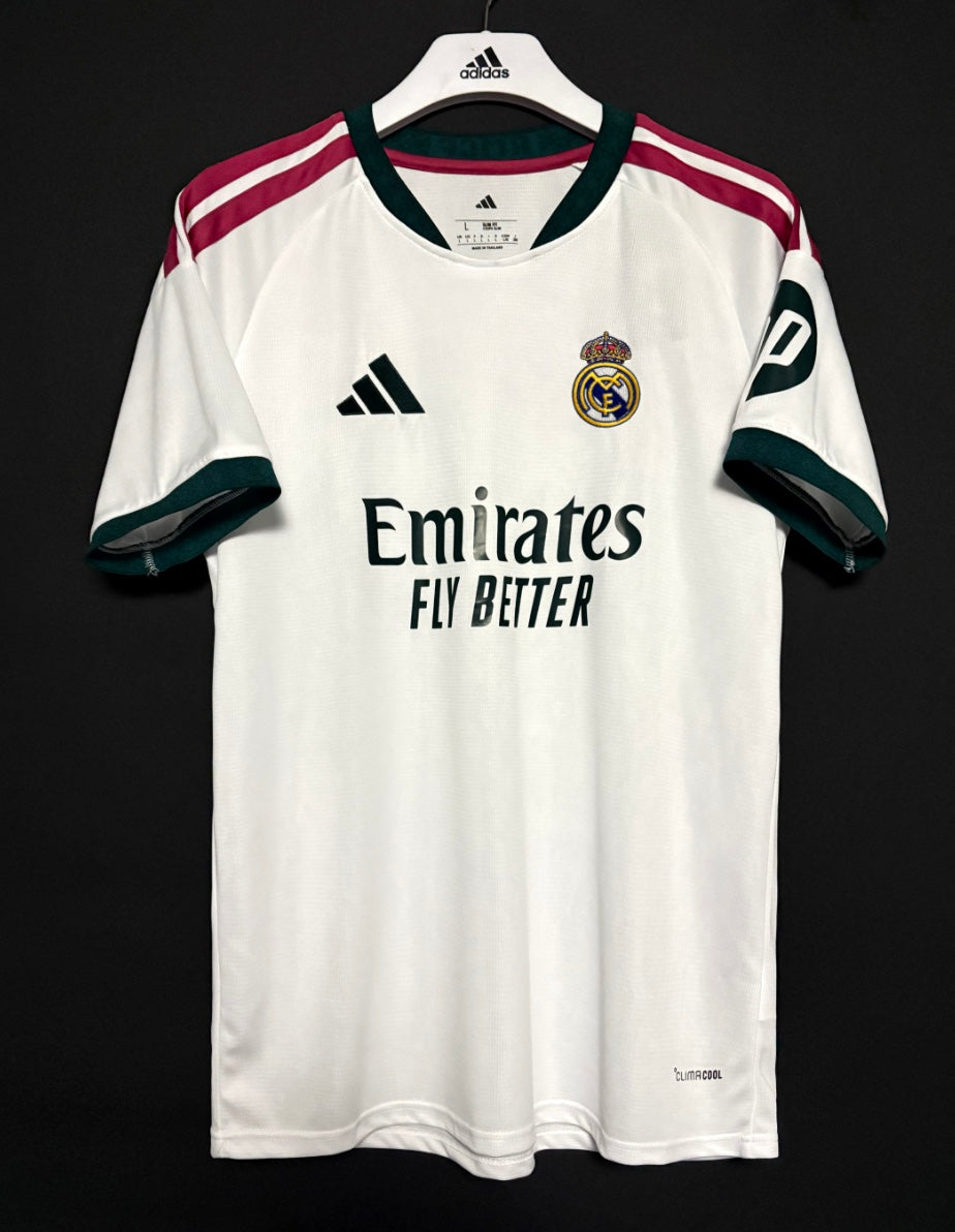 Real Madrid home 26/27
