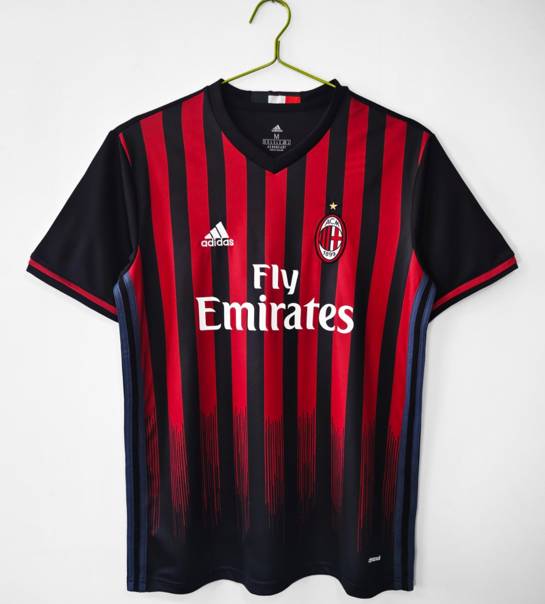 AC Milan home 16/17