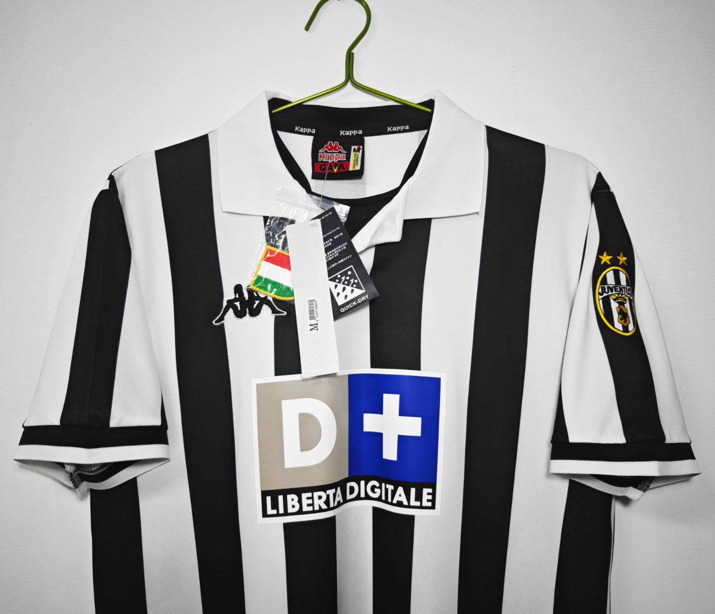 Juventus home 98/99