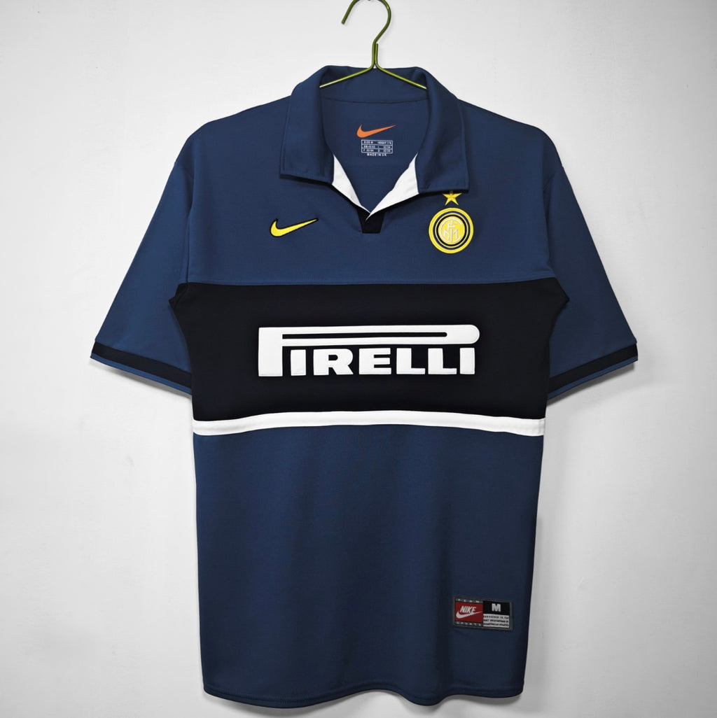Inter Milan third 98/99