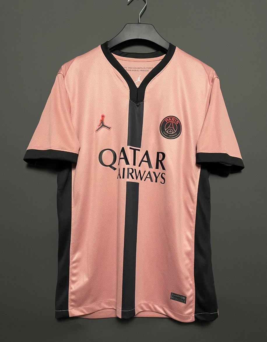 PSG third 24/25