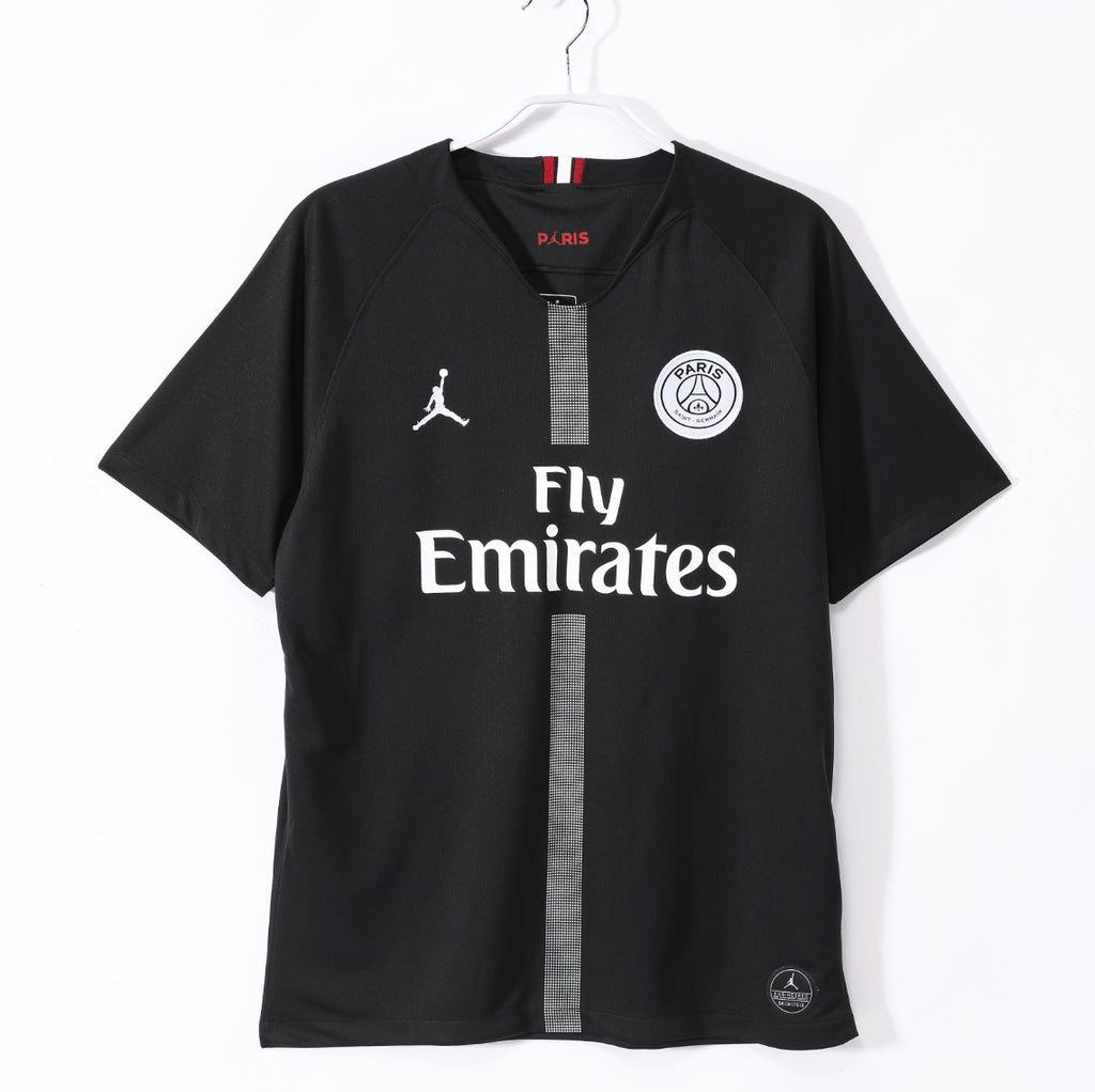 PSG away 18/19