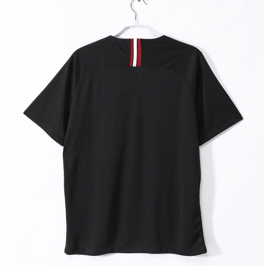 PSG away 18/19