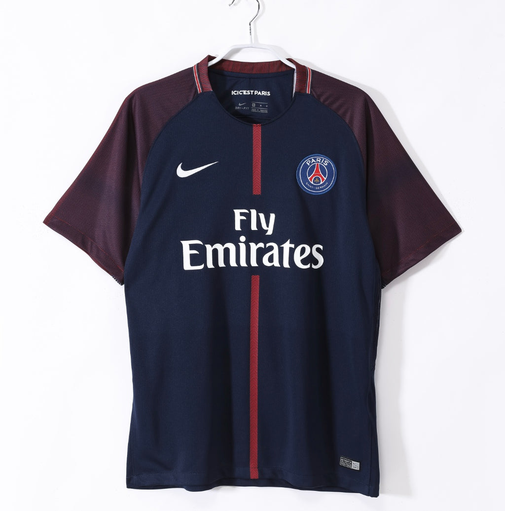 PSG home 17/18