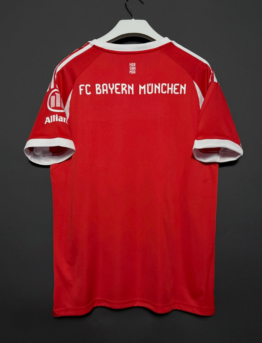 Bayern München home 25/26
