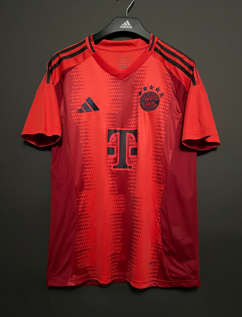 Bayern München home 24/25
