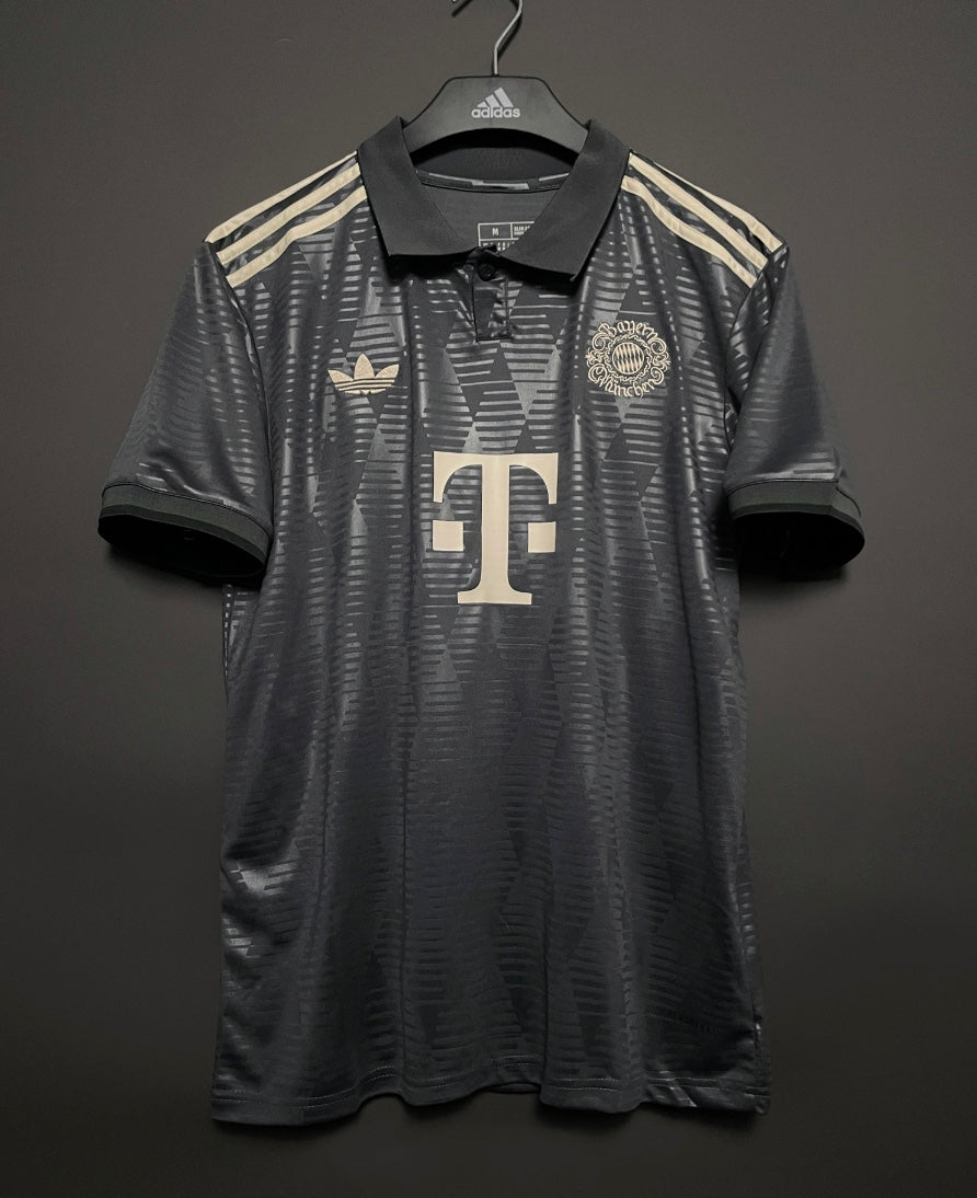 Bayern München ´oktoberfest´ 24/25