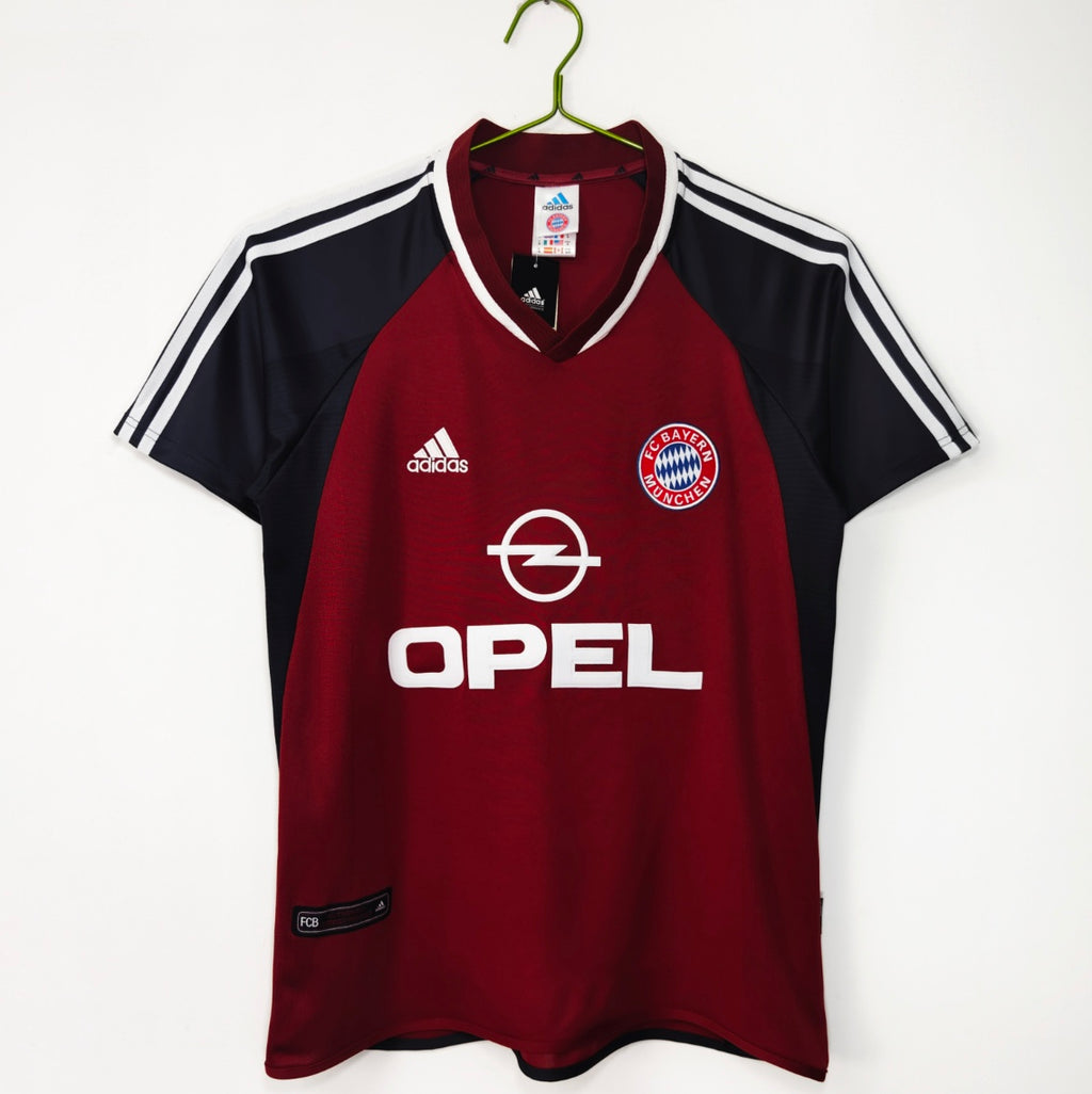 Bayern München home 01/02