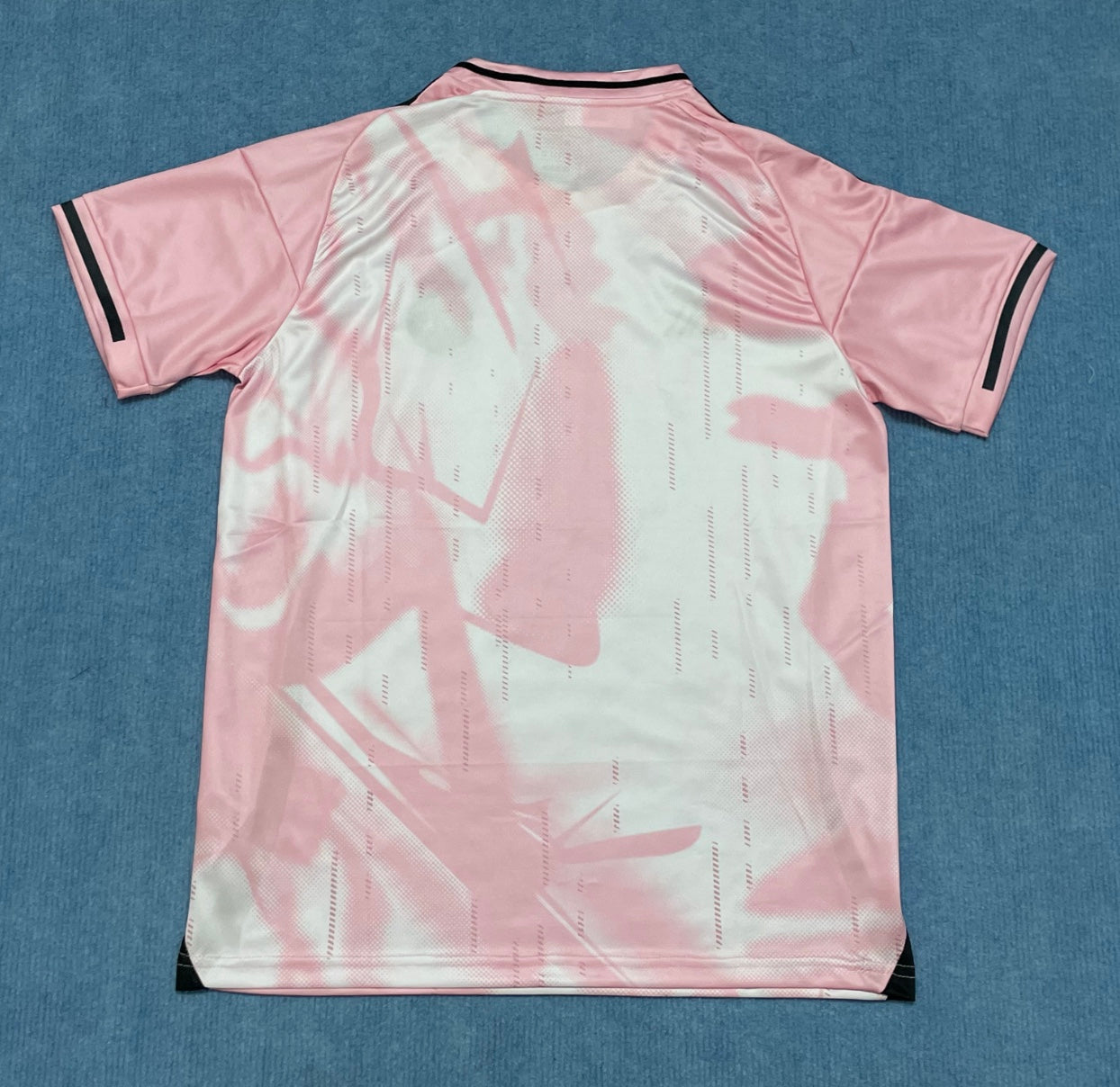 Real Madrid pink special