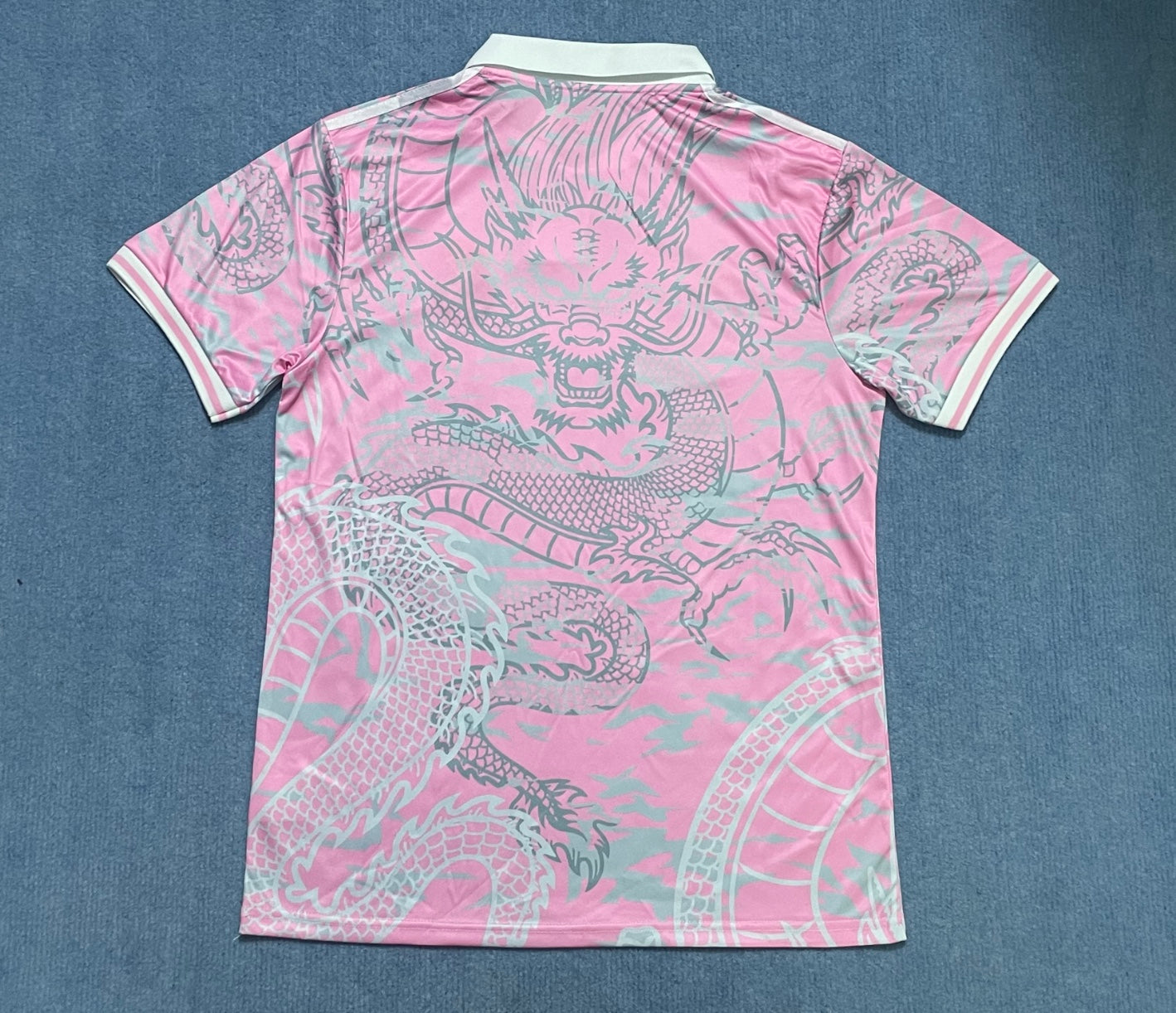 Real Madrid ´pink dragon´ special