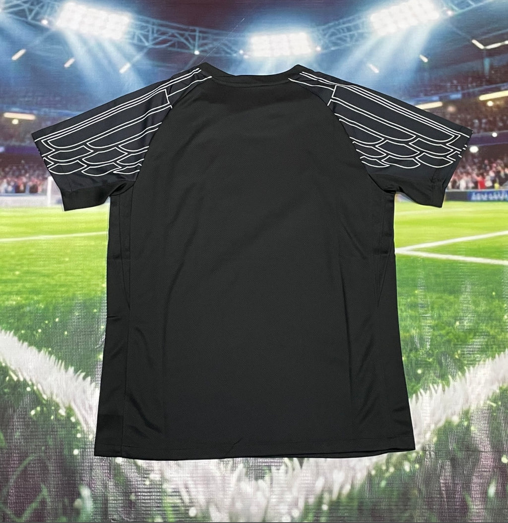PSG ´black wings´ special edition