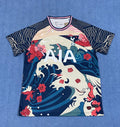 Tottenham ´waves´ special edition