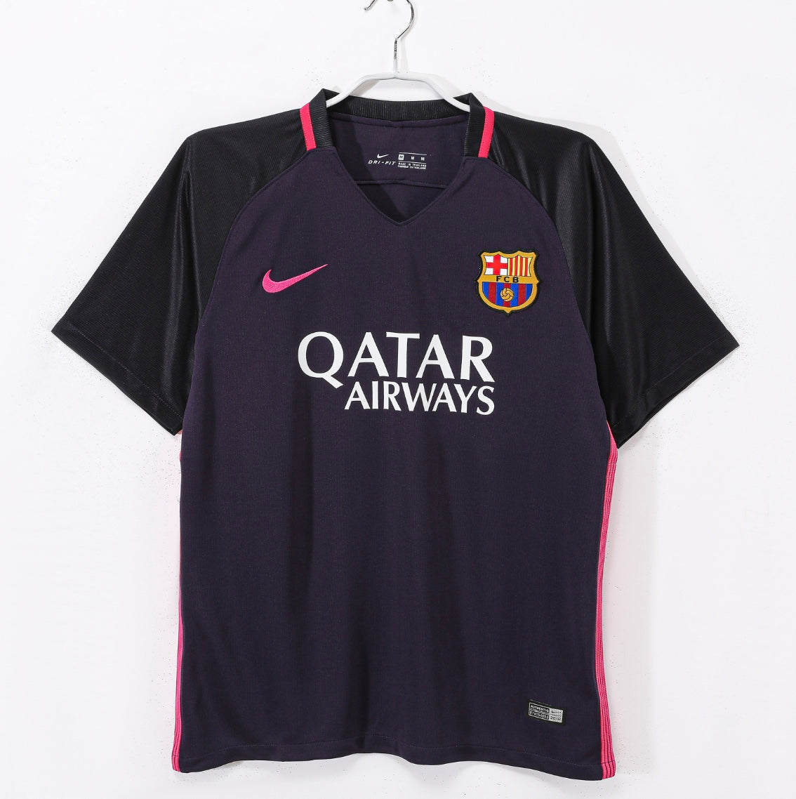 FC Barcelona away 16/17